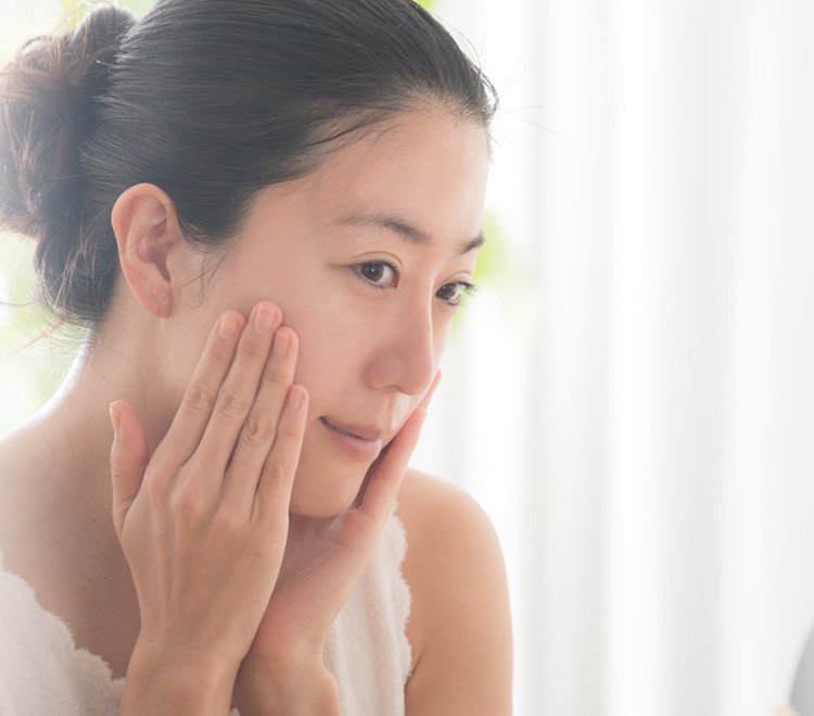 母の滴 美容液｜Flawless Cosmetics《公式サイト》